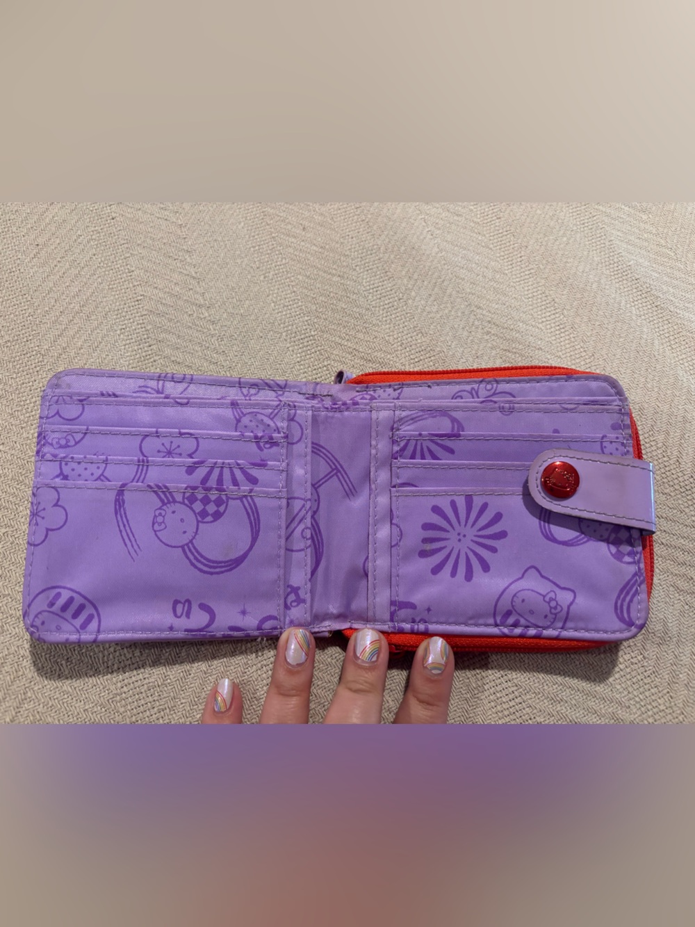 Hello Kitty Wallet - Picture 3 of 6